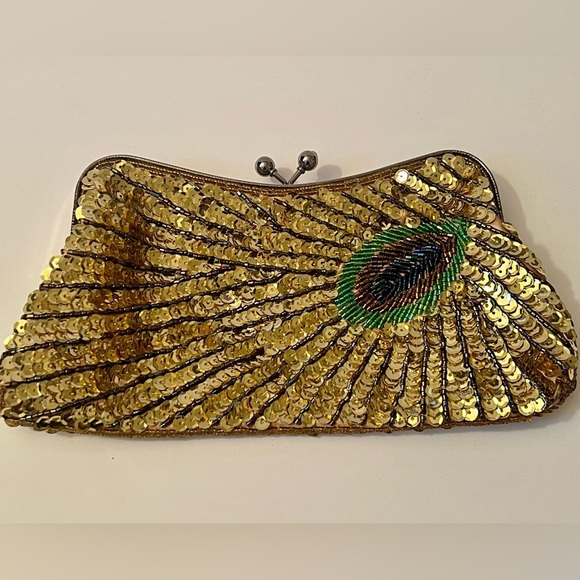 Vintage Handbags - Stunning peacock design shimmery glitzy clutch - handbag - purse